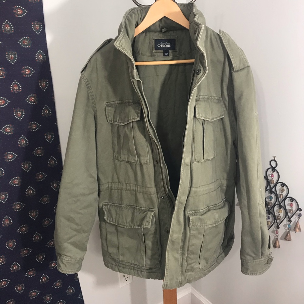 Vintage army green coat Cherokee adult hidden hood